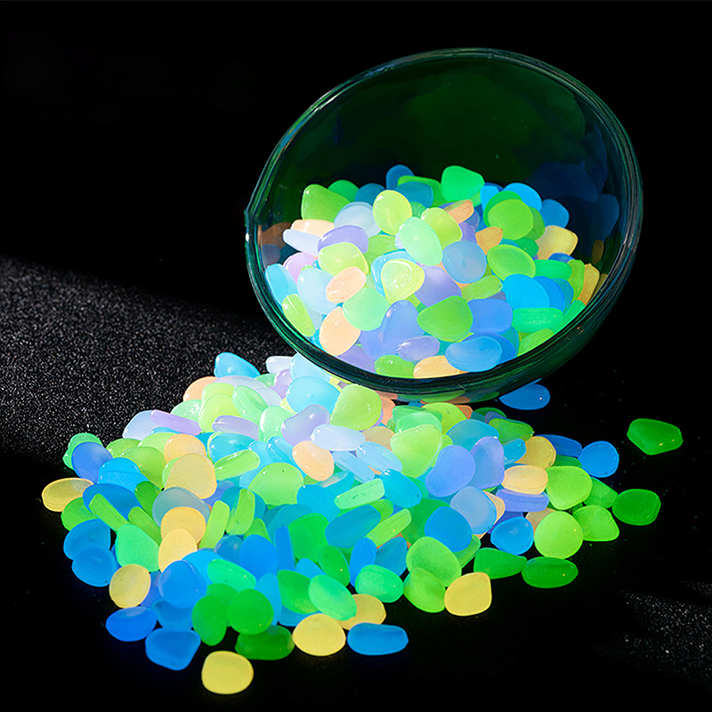 ●   100 pezzi di pietre lumino - Aquarium Fish Glow In The Dark recensione e prezzo